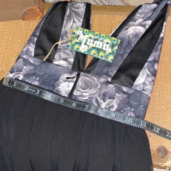 🛑SOLD🛑Show Me Your MuMu ✨NWT✨ Size S - Sexy Deep Plunge, Open Back Dress🌸! - Picture 3 of 13